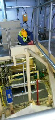 asentaja työssään-keskusimuriputkisto